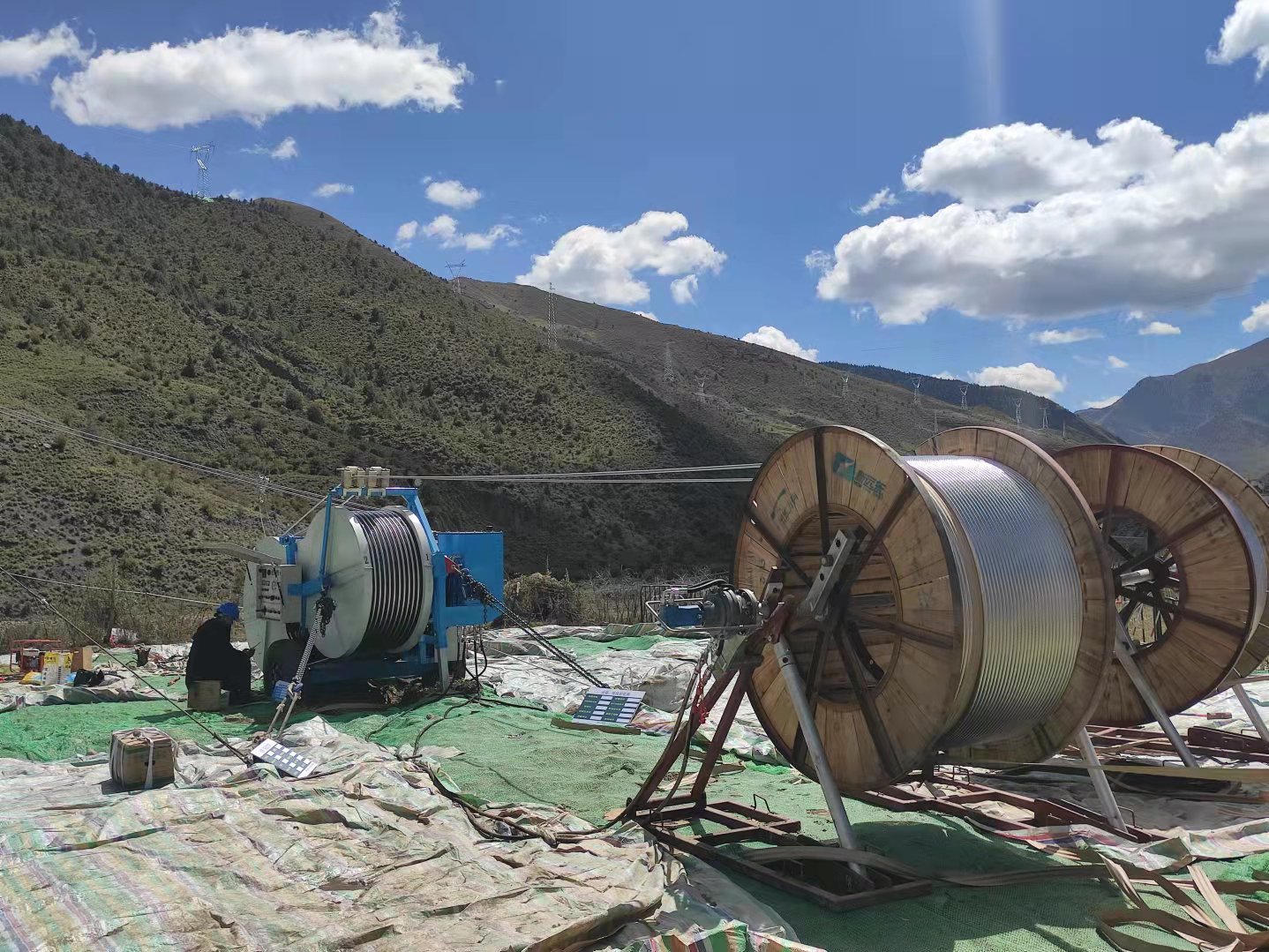 日韩十八禁在线1区2区3区不卡