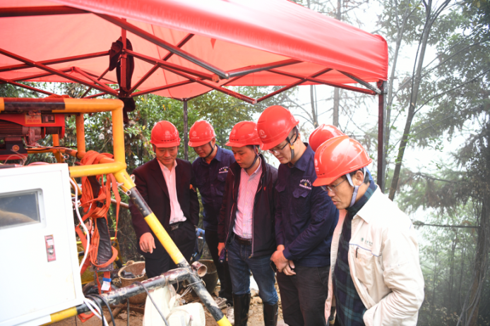 日韩十八禁在线1区2区3区不卡