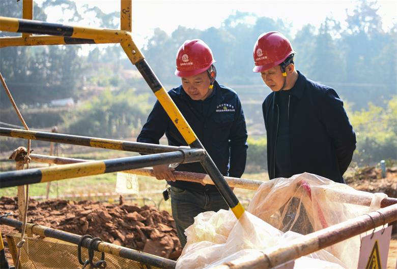 日韩十八禁在线1区2区3区不卡